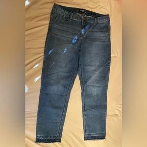 Kenneth Cole - Jess Skinny Jeans (size 14)
